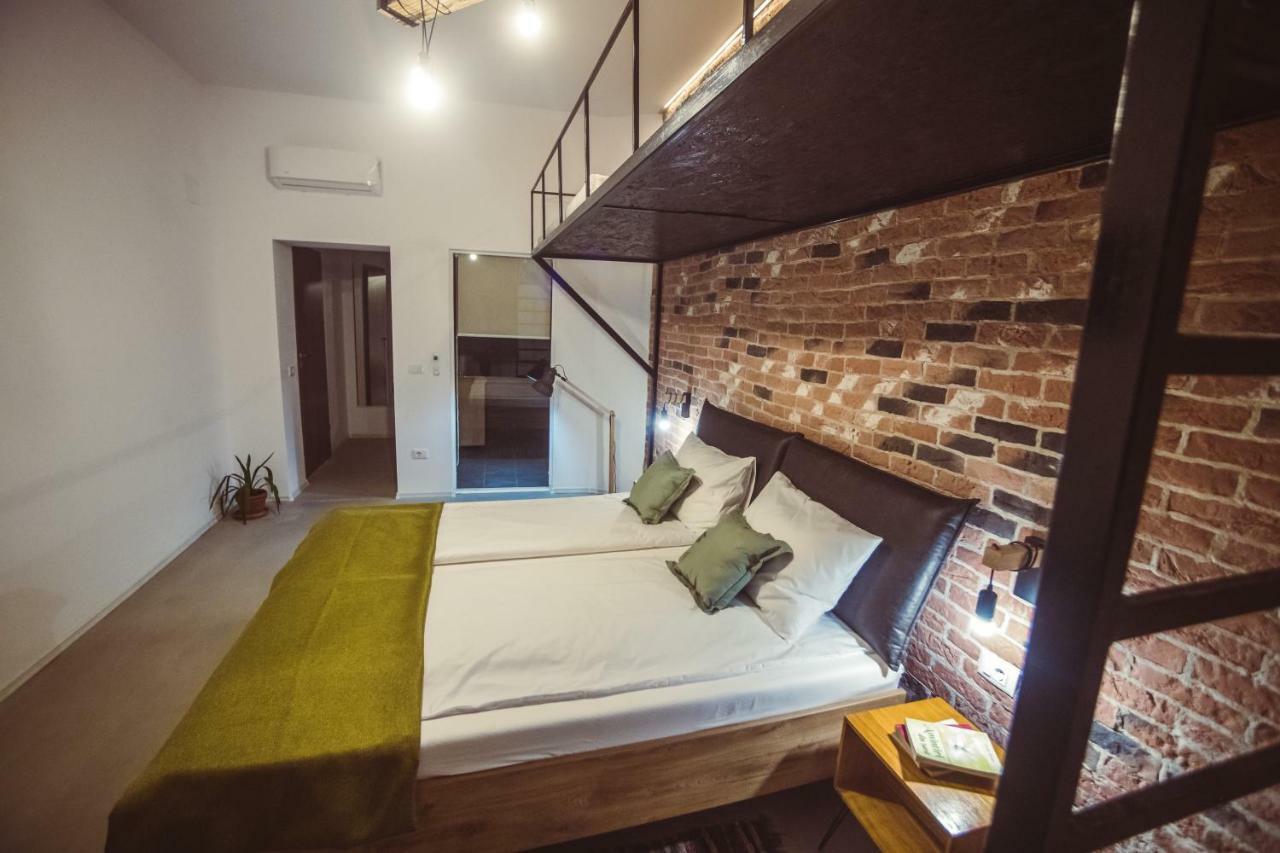Timhouse Hotel Timisoara Luaran gambar
